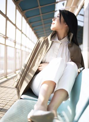 2025年最新！ビッグシルエットTシャツの魅力とコーデ術完全ガイド